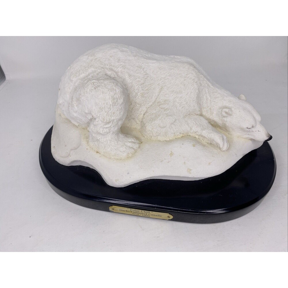1993 DUCKS UNLIMITED Canada Polar Bear Sculpture Statue Polar‎ Chill White Resin